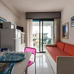 Family Beachfront In With Pool * Μπιμπιόνε