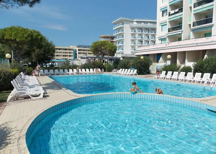 Appartamento Family Beachfront In With Pool Bibione