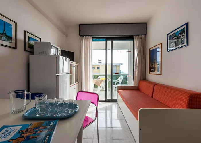 Family Beachfront In With Pool * Bibione